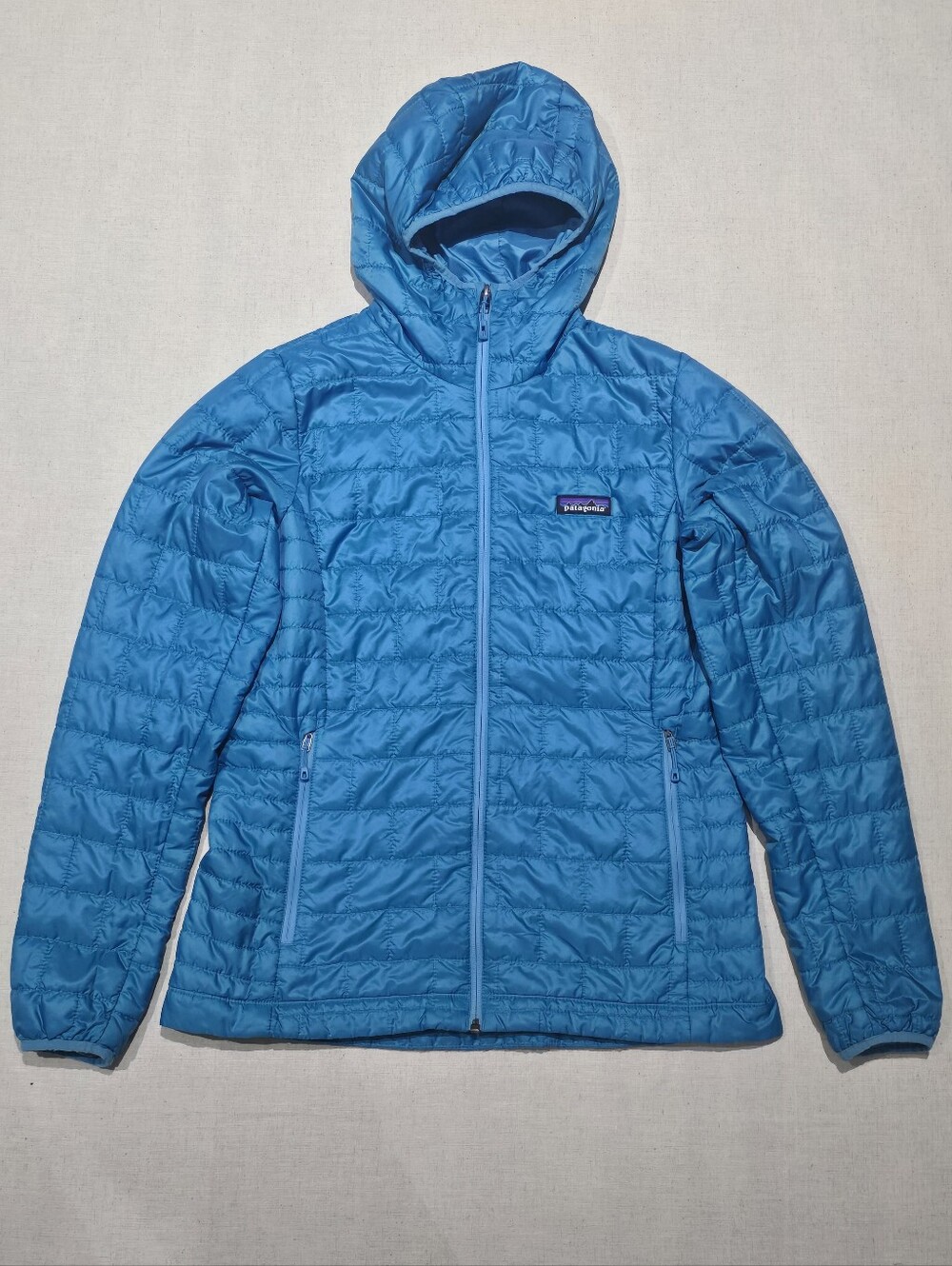 Patagonia Women's Nano Puff Hooded Jacket Size Medium